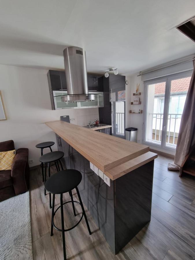 Duplex 40M2 Cocooning Coeur De Ville Avec Parking Neauphle-le-Château Eksteriør bilde